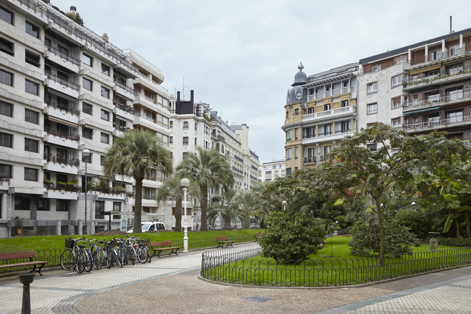 Zubiri Plaza Apartment By Feelfree Rentals 圣塞瓦斯蒂安 外观 照片